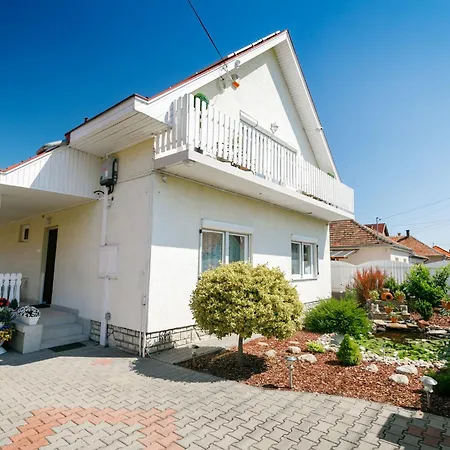 Apartment Domi By Interhome Siófok