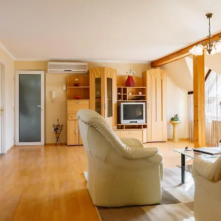 Apartment Domi By Interhome Siófok